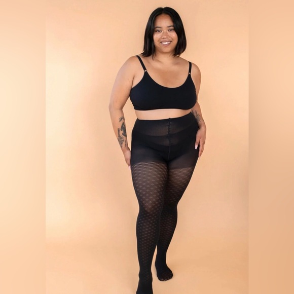 Unworn new still packaged Sexy Tights. Unique Designed Tights. Size L. Size D. - Picture 2 of 4